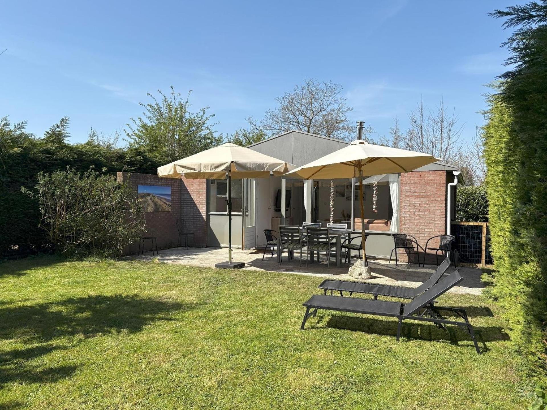 Gemuetliches, Helles Ferienhaus Mit Privatem Garten In Gepflegtem Ferienpark Warmenhuizen Kültér fotó